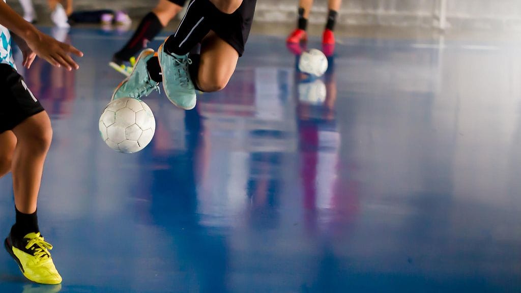 Lämsä arvioikin, että yksilölajit ovat alttiimpia drop out -ilmiölle kuin joukkuelajit.