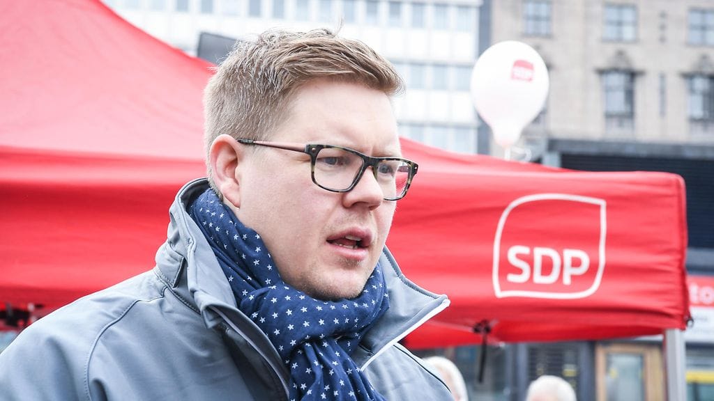 Antti Lindtman on ilmaissut halukkuutensa johtaa SDP:tä Sanna Marinin astuttua syrjään.