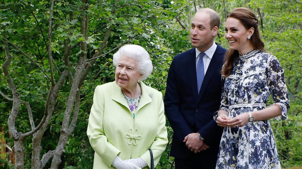 kuningatar Elisabet prinssi William herttuatar Catherine (1)