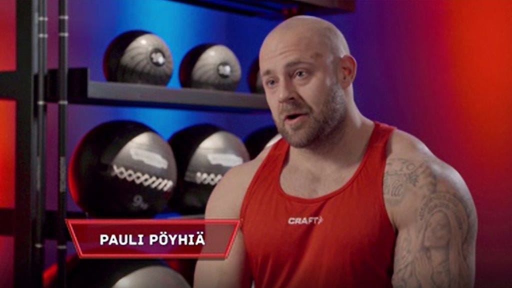 Pauli Pöyhiä tekoo kilpailussa komeat pisteet, kunnes joutuu keskeyttämään.