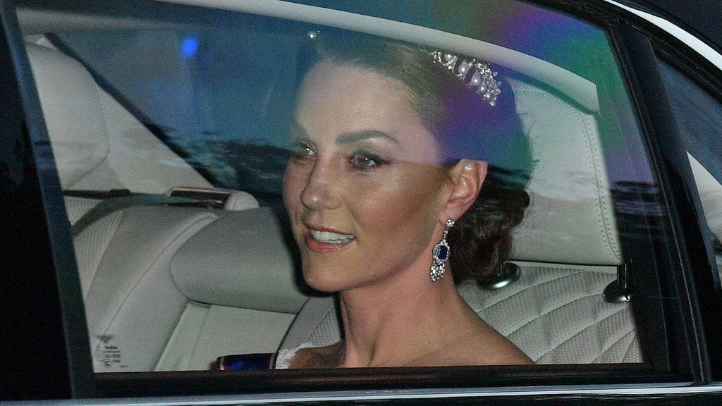 Herttuatar Catherine saapumassa Trumpin juhlaillalliselle (2)