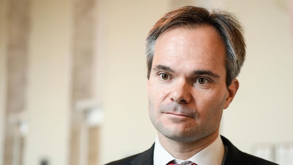 Kai Mykkänen kertoo kutsuneensa metsäyhtiöt puhutteluun.