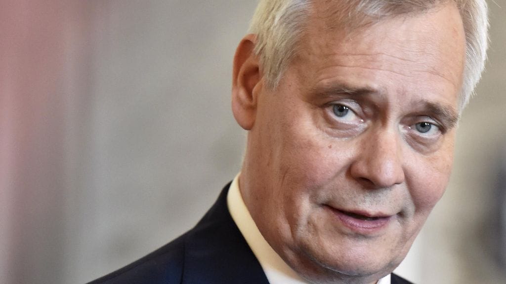 Pääministeri Antti Rinne (sd.) lupasi ennen vaaleja korotuksia pieniin eläkkeisiin.