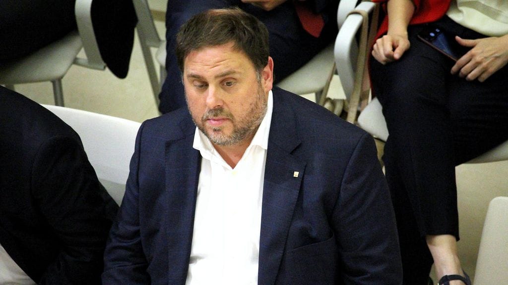 Junqueras oli Katalonian itsehallintoalueen hallituksen varajohtaja, kun alueella äänestettiin itsenäisyydestä noin kaksi vuotta sitten.