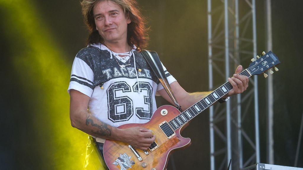 Costello Hautamäki ei tiennyt etukäteen, että Metallica aikoo soittaa Popedan hitin.