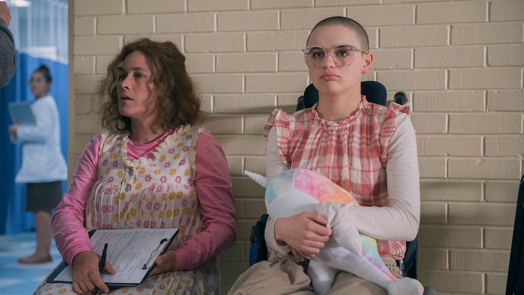 Joey King näytteli The Act -sarjassa Gypsy Rosen roolia. Viime viikolla hänen julkistettiin saaneen sarjasta Emmy-ehdokkuuden.