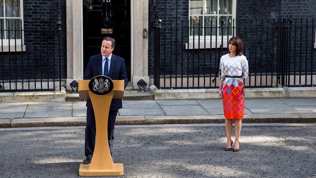 Britannian pääministeri James Cameron ilmoitti eroavansa tehtävästään 24.06.2016 hävittyään brexit-äänestyksen. Cameron kannatti pysymistä EU:ssa. Kuvassa myös Cameronin vaimo Samantha.