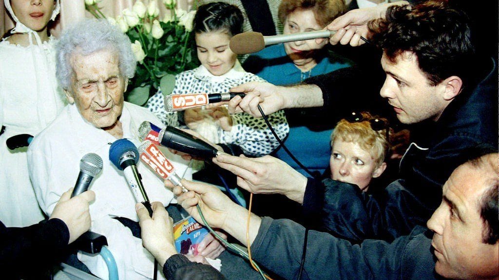 Jeanne Calvent median saartamana 121. syntymäpäivänään.