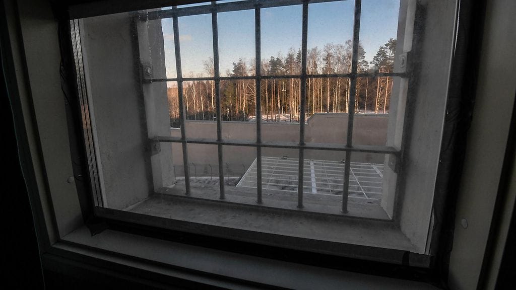 Asiantuntijan mukaan venäläisiä vankeja lähetetään edelleen kauas kärsimään rangaistusta, kuten Neuvostoliitossakin tehtiin.