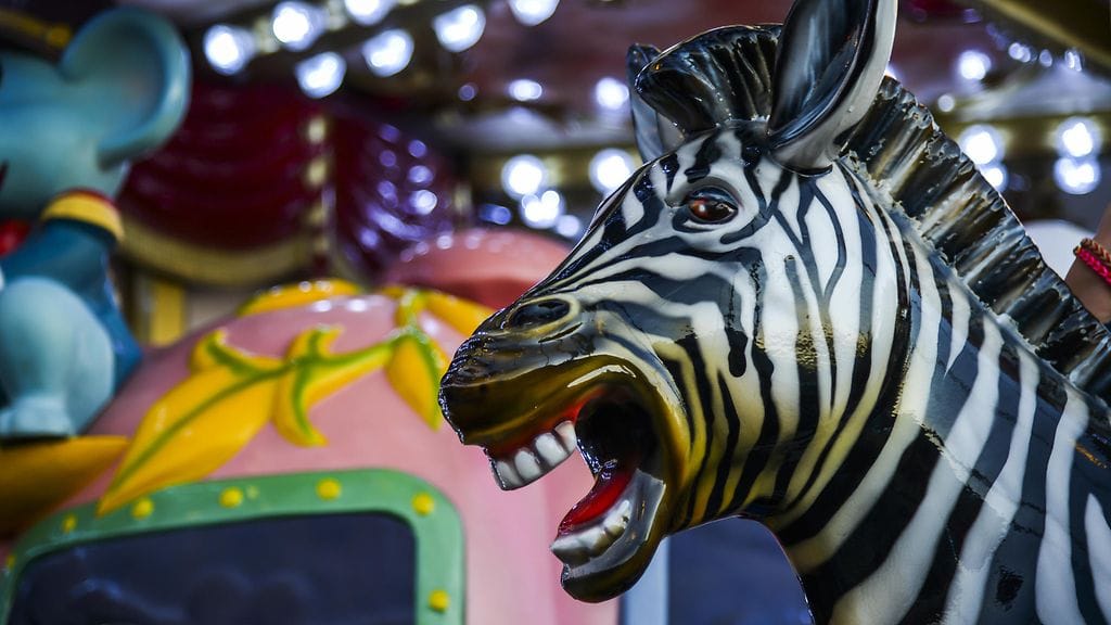 Nuori nainen kuoli maanantai-iltana tivolilaitteen hajottua sen ollessa käynnissä. Kuvituskuva.