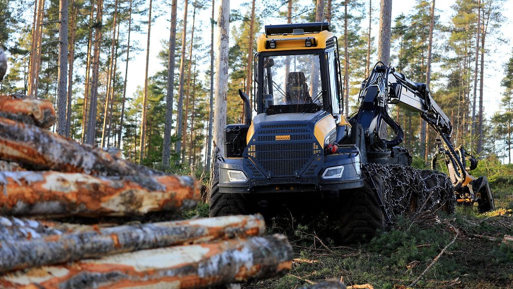 Ponsse valmistaa koneita metsäteollisuuden tarpeisiin.