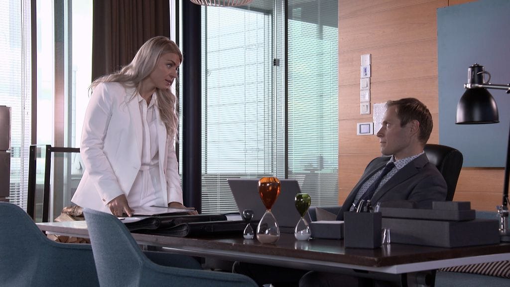 3670 02 sabrina noel