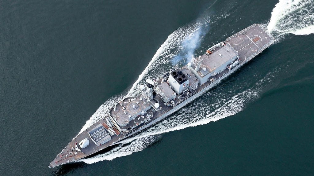 Arkistokuvassa HMS Montrose -taistelualus.