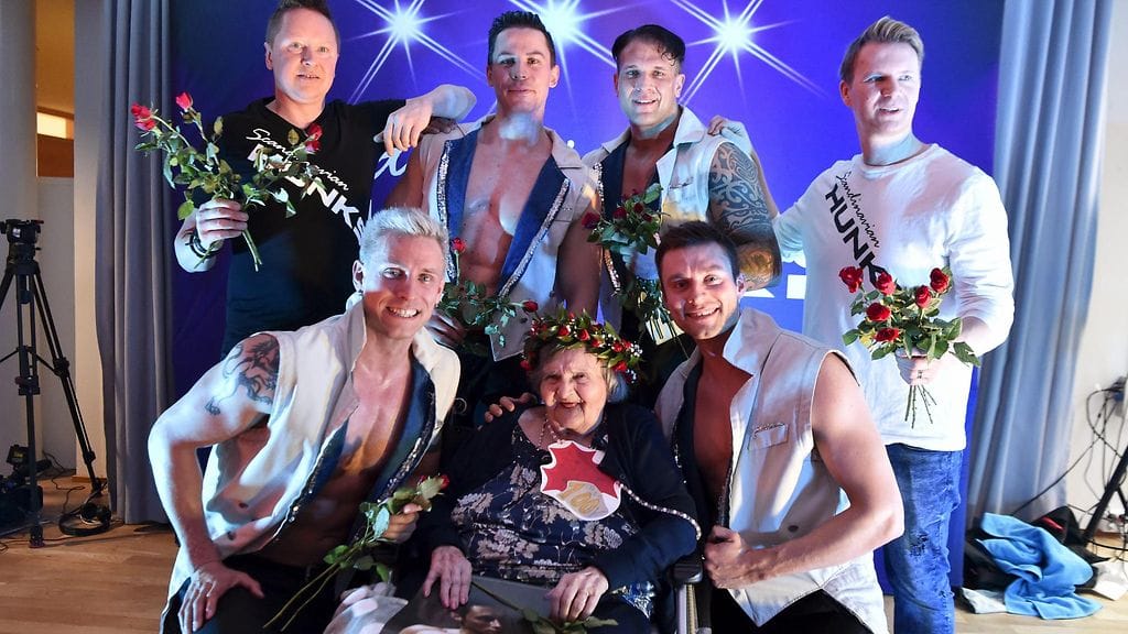 Hunksit palvelutalossa Lehtikuva