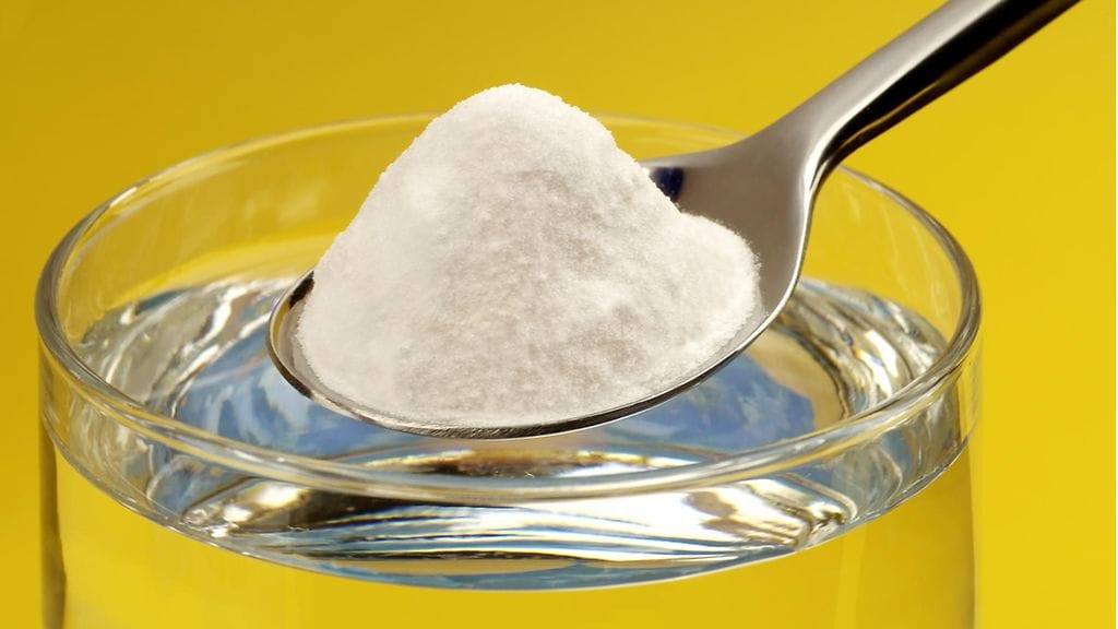 Yhdysvaltalaispari käytti koronaviruksen estoon akvaariokalan loisten poistoon tarkoitettua klorokiinifosfaattia. Kuvituskuva.