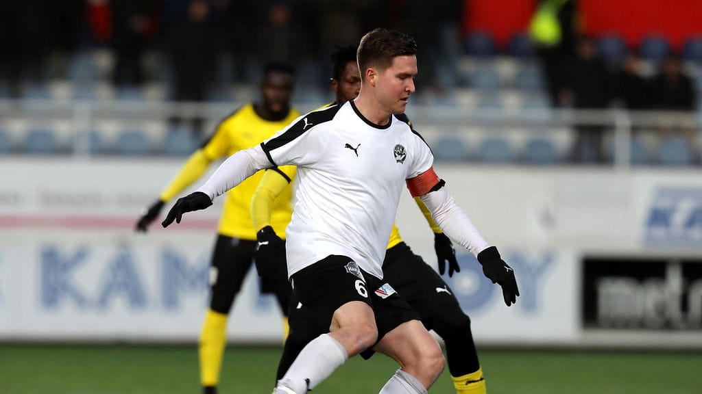 Hakan amerikkalaiskapteeni Jacob Bushue saapui seuraan Ekenäsistä tammikuussa 2019.