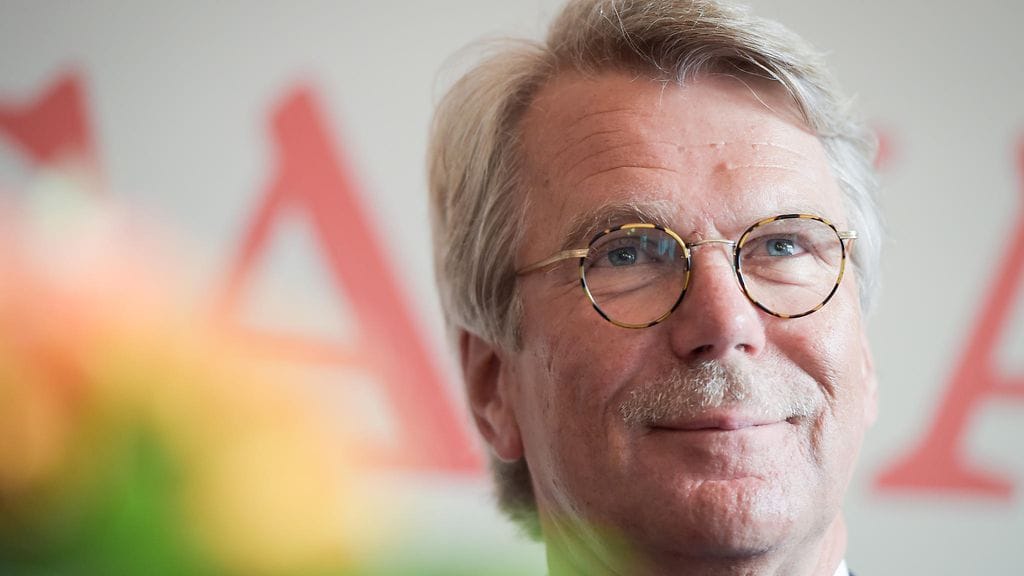 Björn Wahlroosia (kuvassa) epäiltiin oikeustieteen tohtori Kari Uotin kunnian loukkaamisesta.