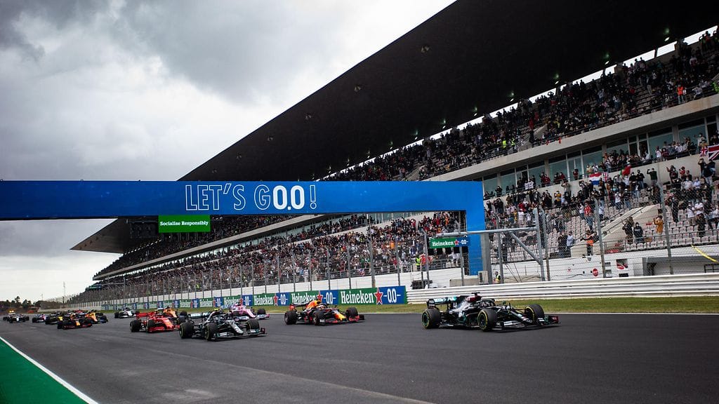 F1-kalenteri venyy kaudella 2021 ennätykselliseksi 23 osakilpailun mittaiseksi.