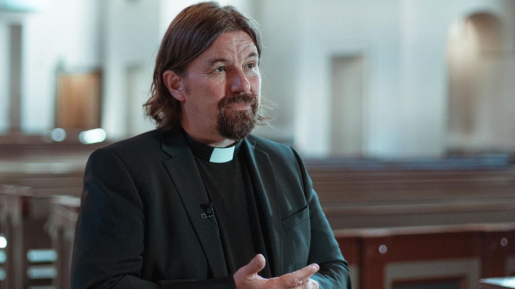 Ensitreffit alttarilla -ohjelmassa jo toinen pari ilmoittaa erostaan ennen tuotantokauden loppumista.