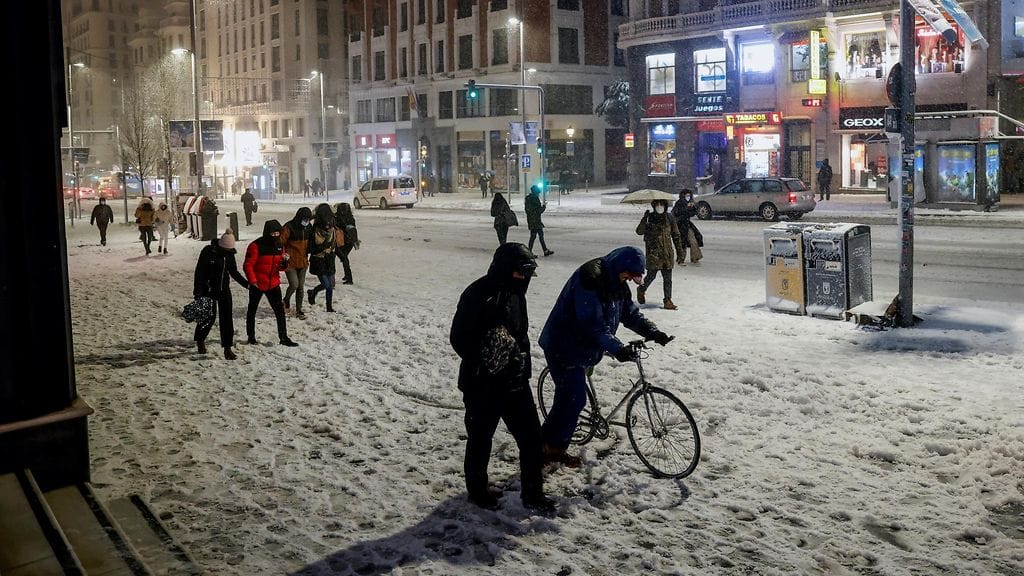 Espanja lumimyräkkä Madridissa