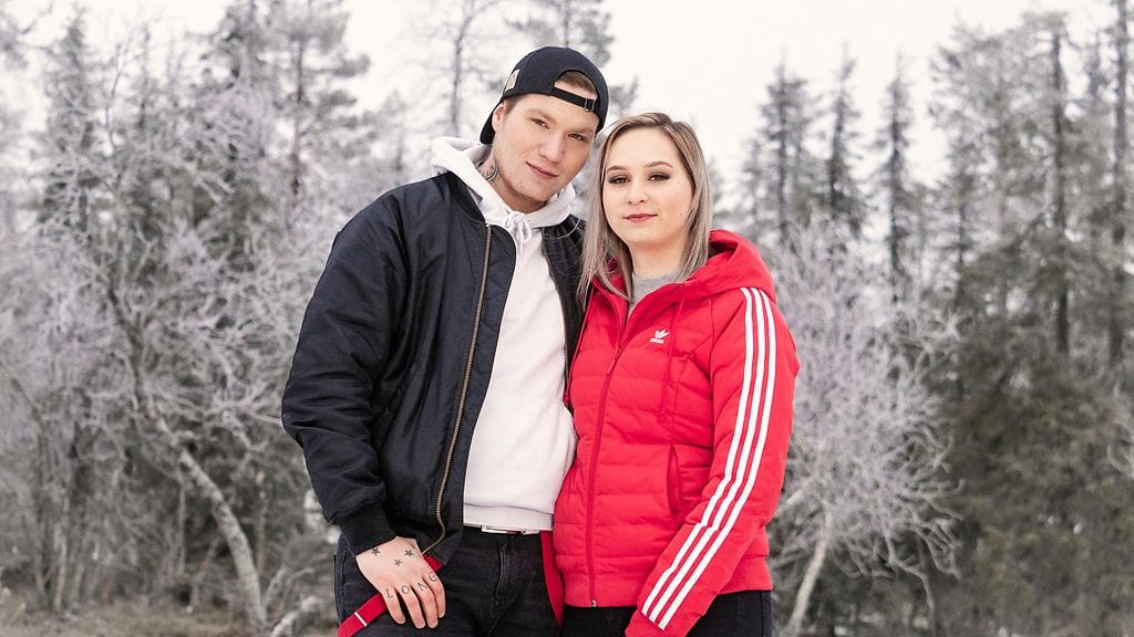 temptation_island_suomi_kausi_9_promo_pariskunnat_mika_mirkku_05_lars_johnson_photography