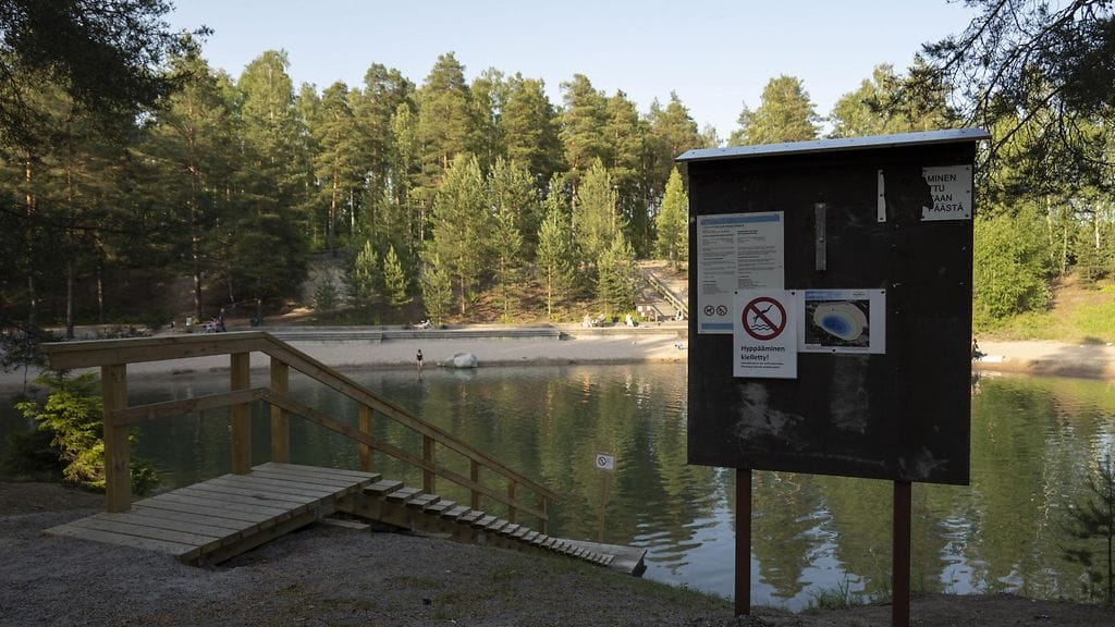 Vantaalla Leppäkorven maauimalassa hukkui 9-vuotias lapsi perjantaina iltapäivästä, poliisi tiedotti.