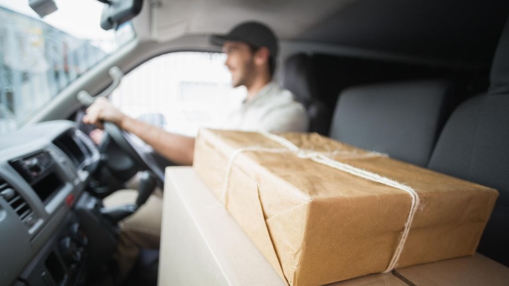 Lähetin nappaama kuvatodiste paketin toimituksesta oli erikoinen. Kuvituskuva.