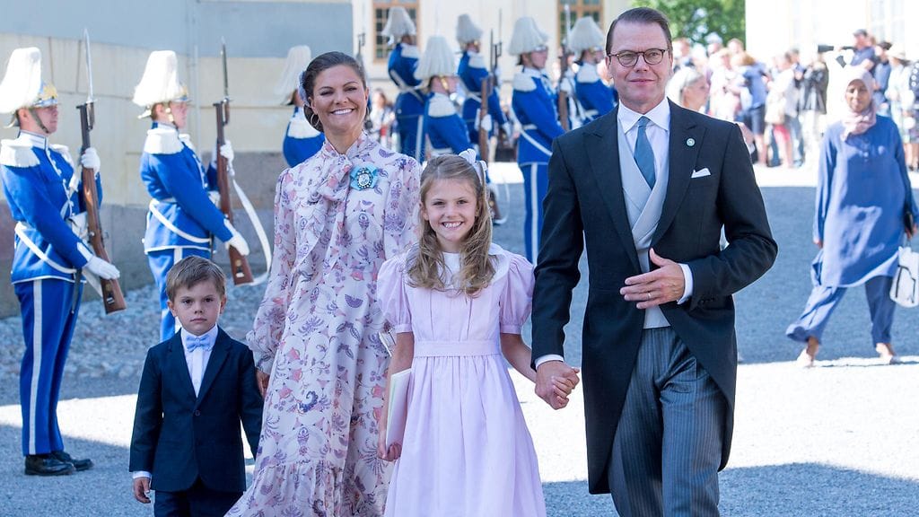 AOP Oscar Victoria Estelle Daniel