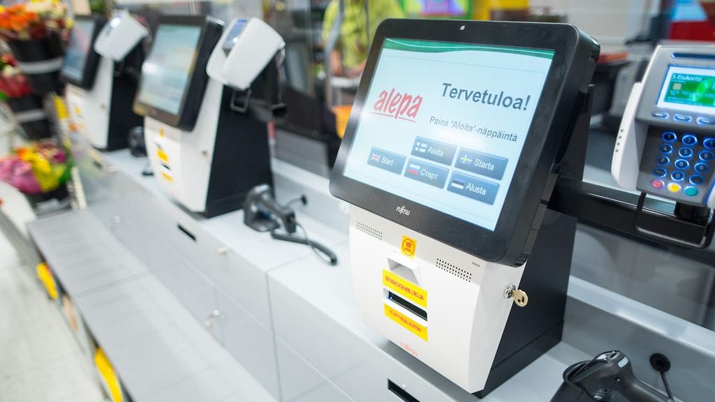 Nettikeskustelujen perusteella osaa kassojen käyttäjistä tuntuu ärsyttävän S-ryhmän itsepalvelukassojen äänet.