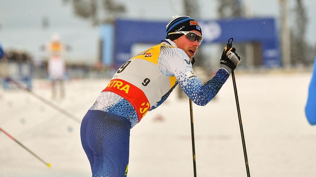 Joni Mäki joutuu jättämään useamman kisaviikonlopun väliin.