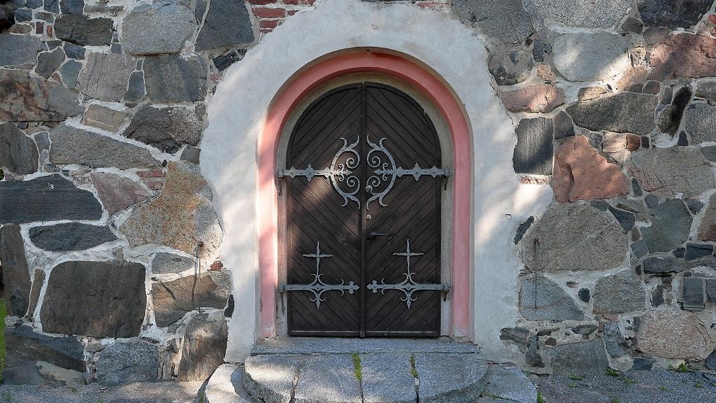 AOP Lammin keskiaikainen kirkko.