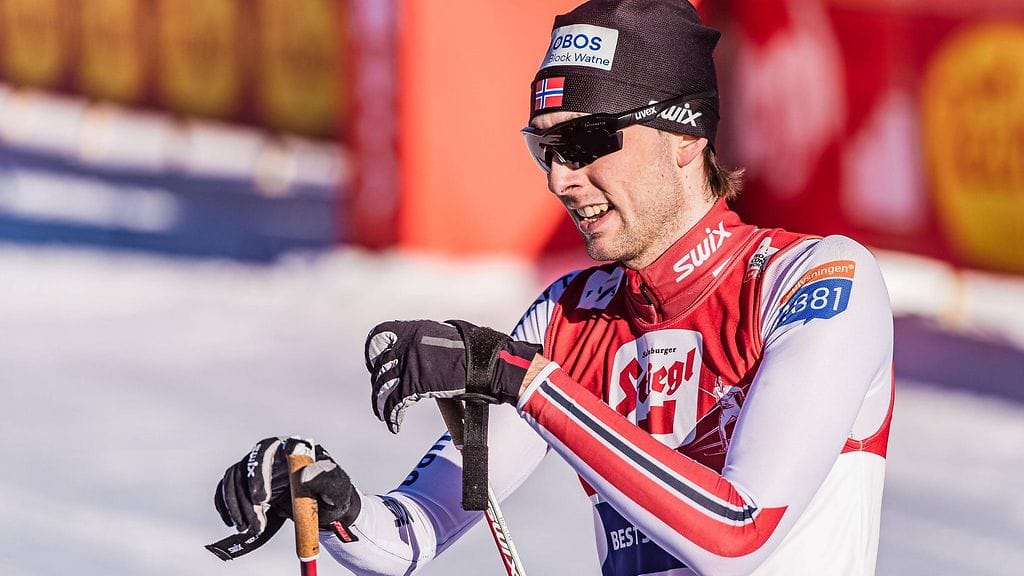 Jarl Magnus Riiber joutuu eristykseen ja pääsee kisaamaan vasta kahden negatiivisen testituloksen jälkeen.