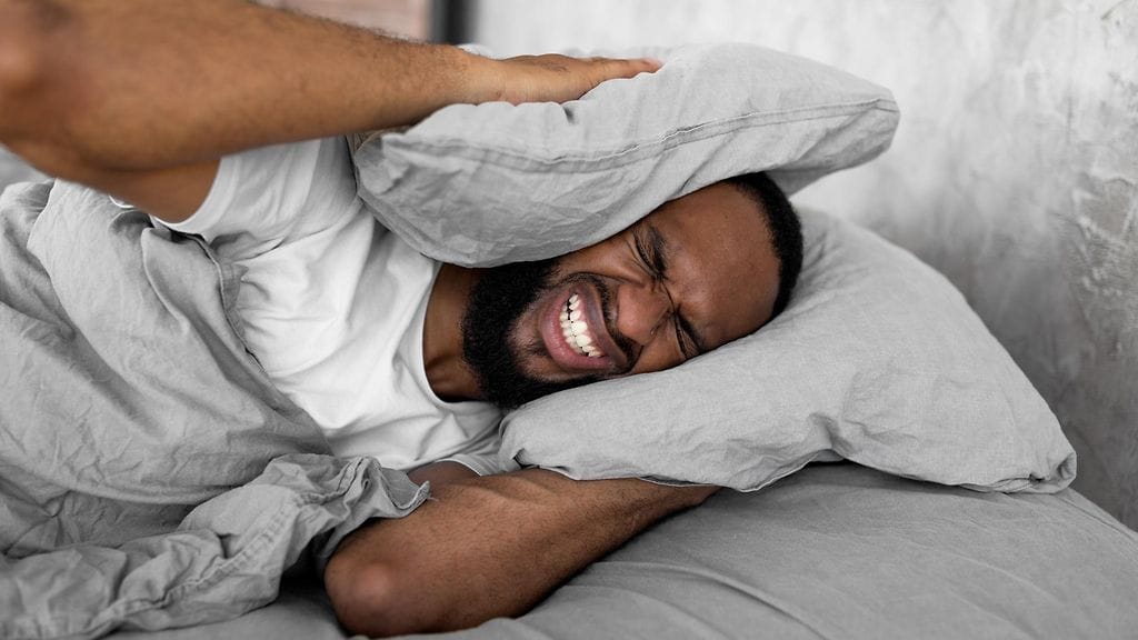 tinnitus, mies, meteli