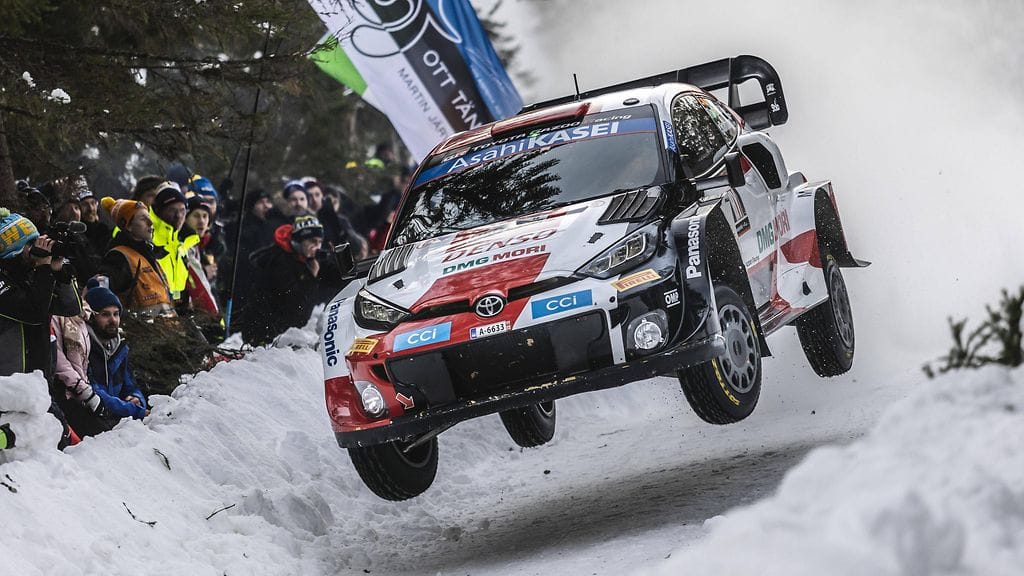 Kalle Rovanperä on kärjessä Ruotsin MM-rallin lauantaipäivän jälkeen.