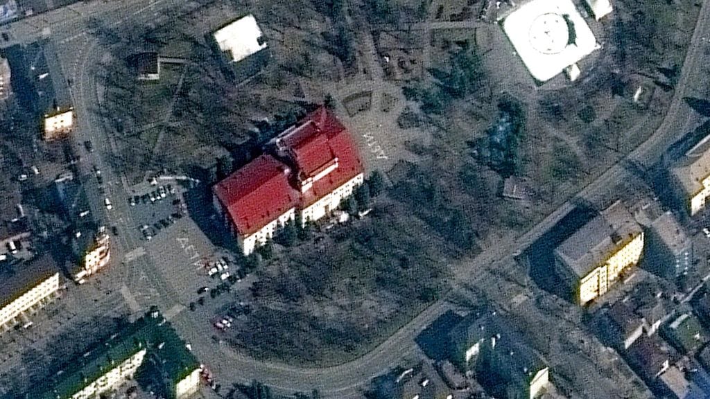 AOP_10.12852908b_Mariupol_teatteri MAXAR