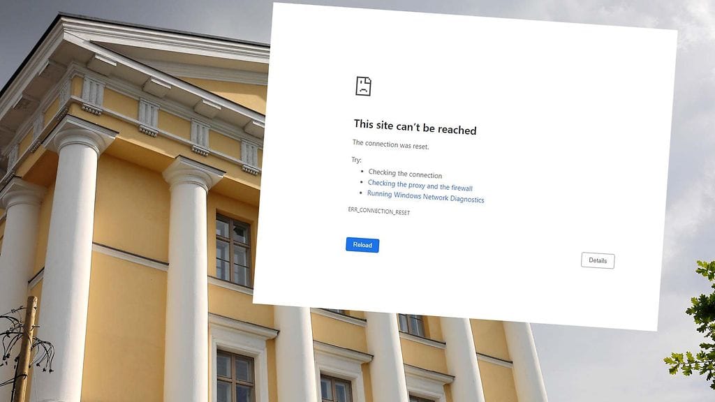 Ulkoministeriön ja puolustusministeriön sivut ovat kaatuneet.