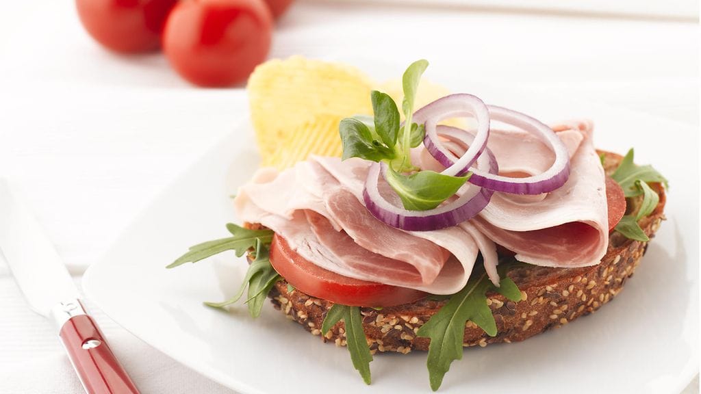 Oletko kiinnittänyt huomiota suosikkileipäsi suolapitoisuuteen?