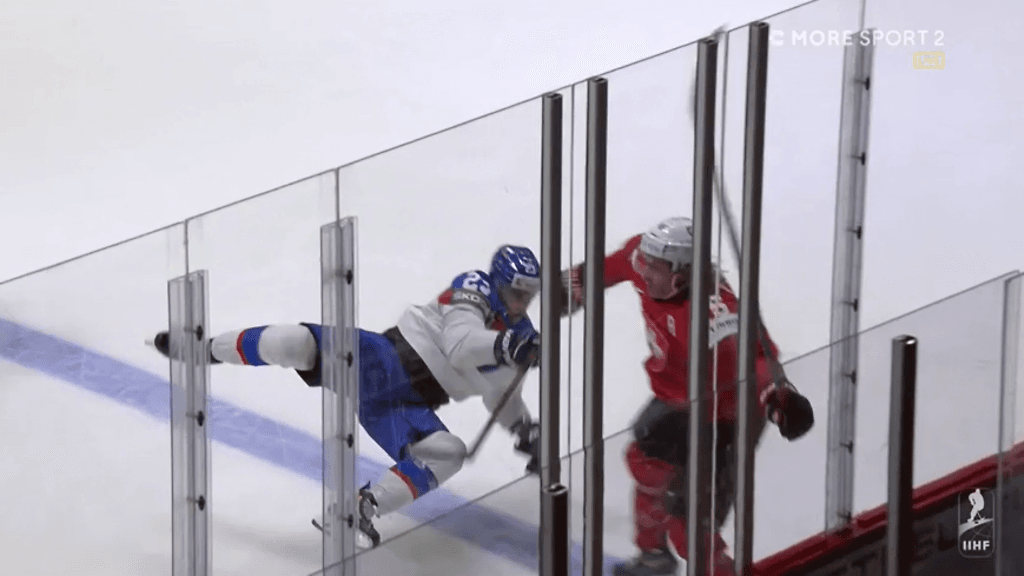 Sveitsi jatkaa B-lohkon kärjessä puhtaalla pelillä.