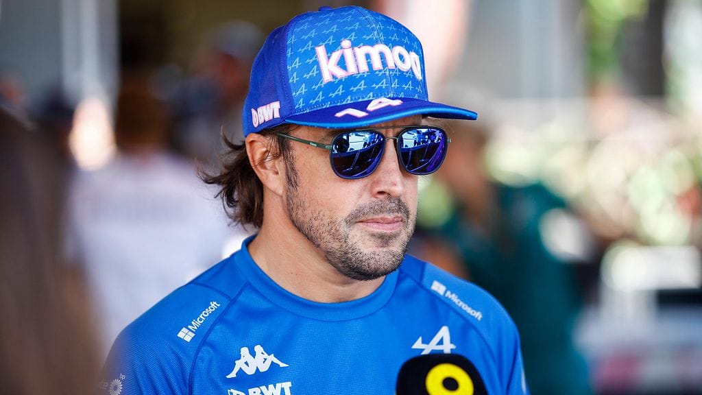 Fernando Alonso ei mielestään tehnyt mitään väärää Azerbaidzhanin aika-ajoissa.