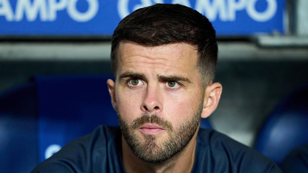 Miralem Pjanic otti kantaa maansa erikoiseen päätökseen.