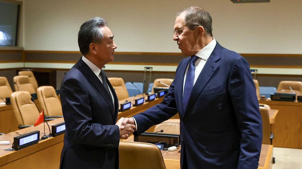 Kiinan ja Venäjän ulkoministerit Wang Yi ja Sergei Lavrov tapasivat keskiviikkona.