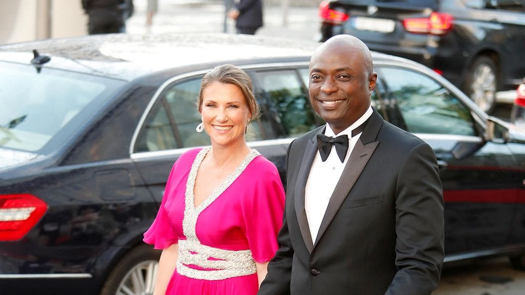 Märtha Louise ja shamaanirakas Durek Verett kihlautuivat kaksi vuotta sitten.