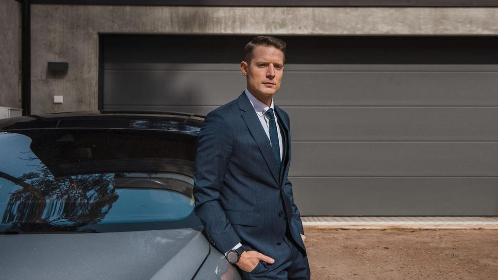 Exit_S1_E1_kuvasuhde_16_9_015