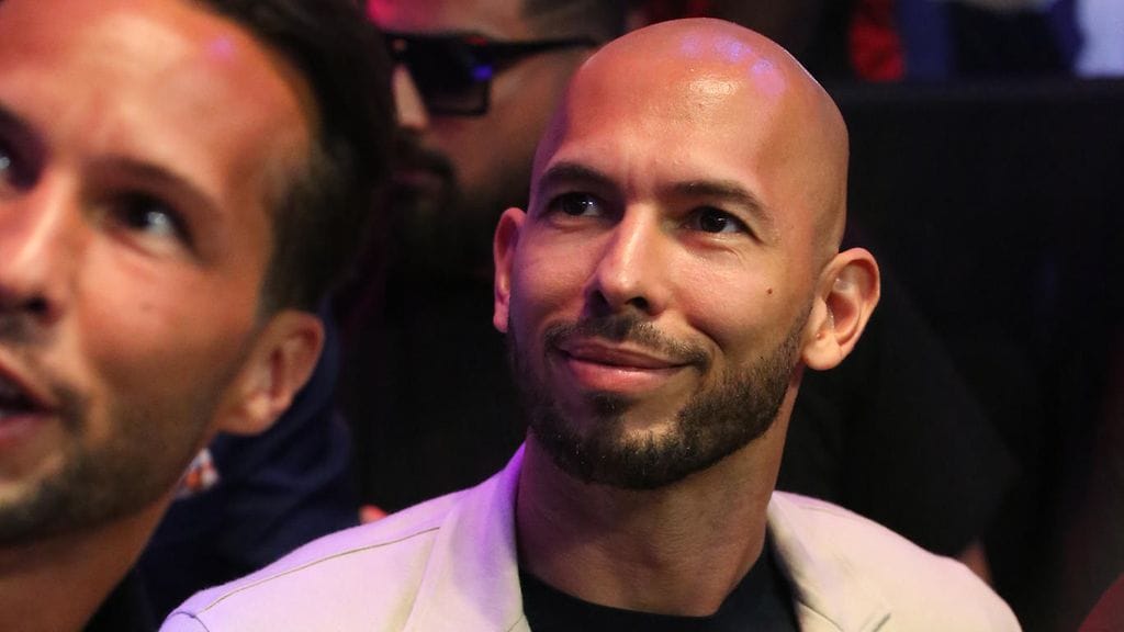 Naisvihamielisistä kommenteistaan tunnettu entinen potkunyrkkeilijä Andrew Tate on pidätetty