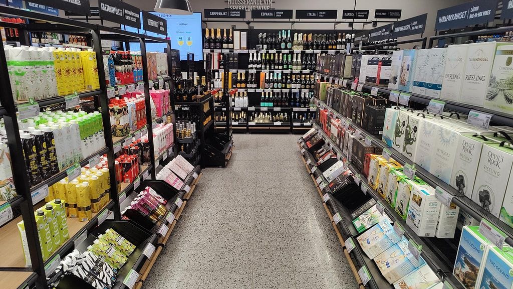 Alkon myynnit ovat laskeneet tänä vuonna.