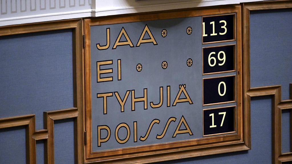 Esitys translain uudistamisesta sai taakseen läpimenoon tarvittavan enemmistön hallituspuolue keskustan jakaantumisesta huolimatta.