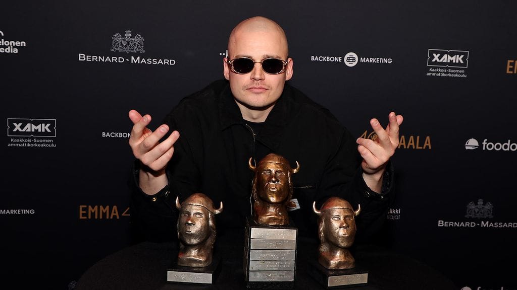 Gettomasa tekee paluun.