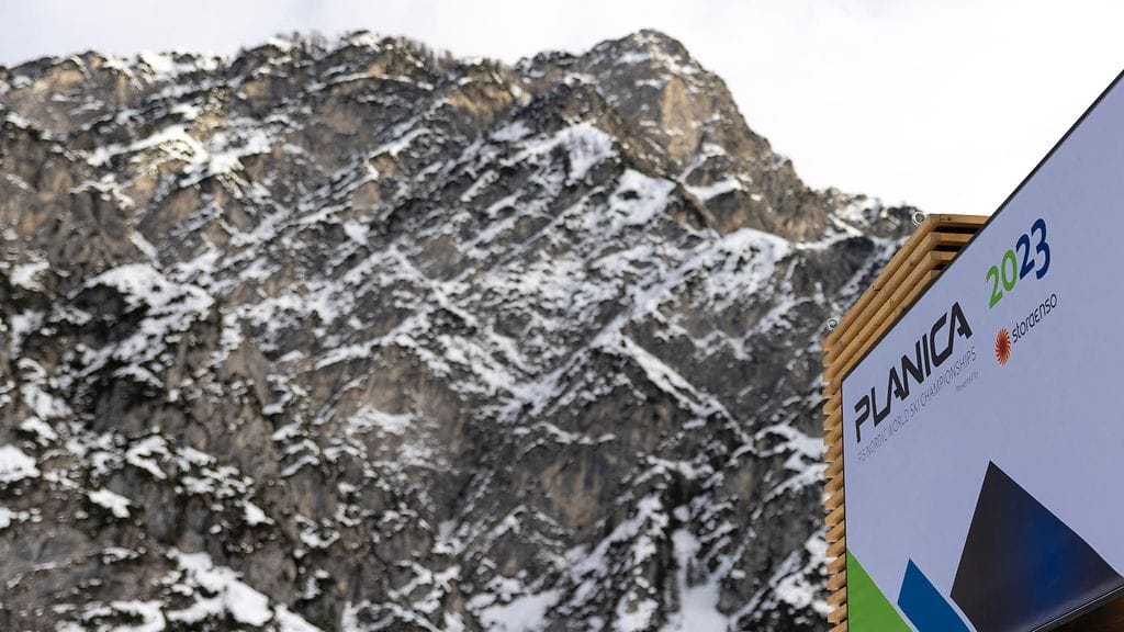 Sääolosuhteet vuoristossa aiheuttavat kysymysmerkkejä.