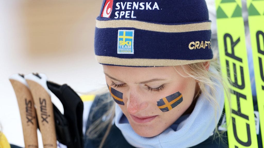 Frida Karlsson latasi kritiikkiä Ruotsin suksihuollon suuntaan MM-pronssiin päättyneen viestin jälkeen.