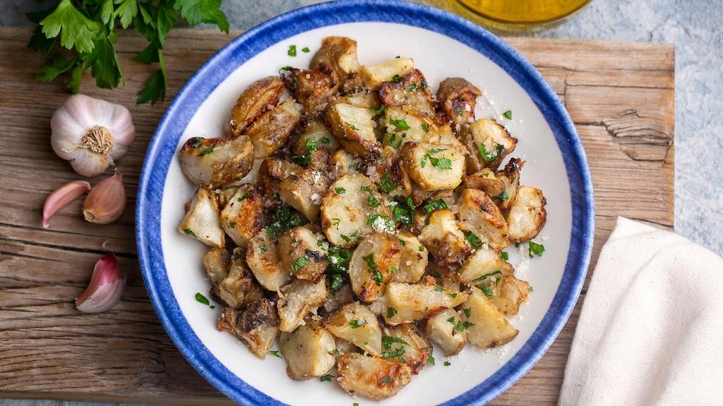 Herkullista maa-artisokkaa voi käyttää perunan tapaan.